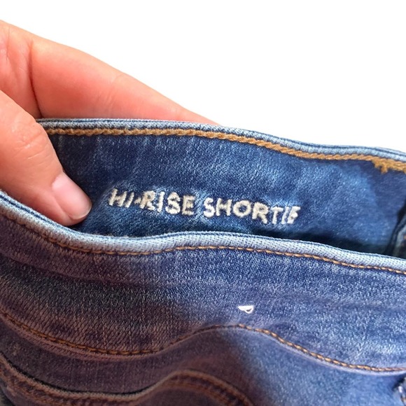 American Eagle AE Hi-Rise Shortie Denim Jean Shorts Button Fly Distressed Size 6 - Picture 12 of 14